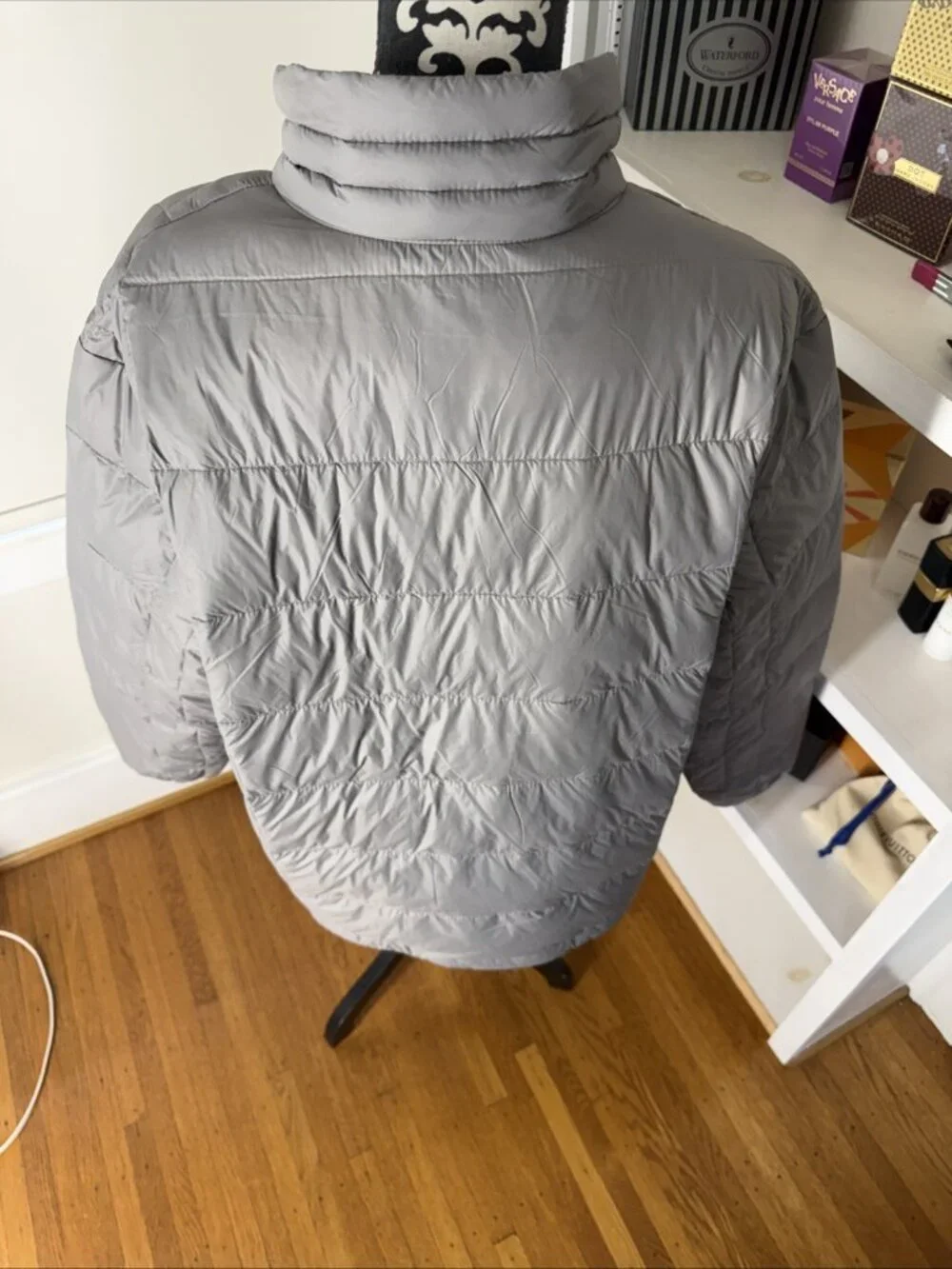 Columbia Mens Voodoo Falls 590 TurboDown II Omni Heat Down Jacket Light Grey XL